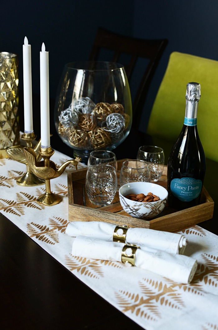 Glam holiday dining room table