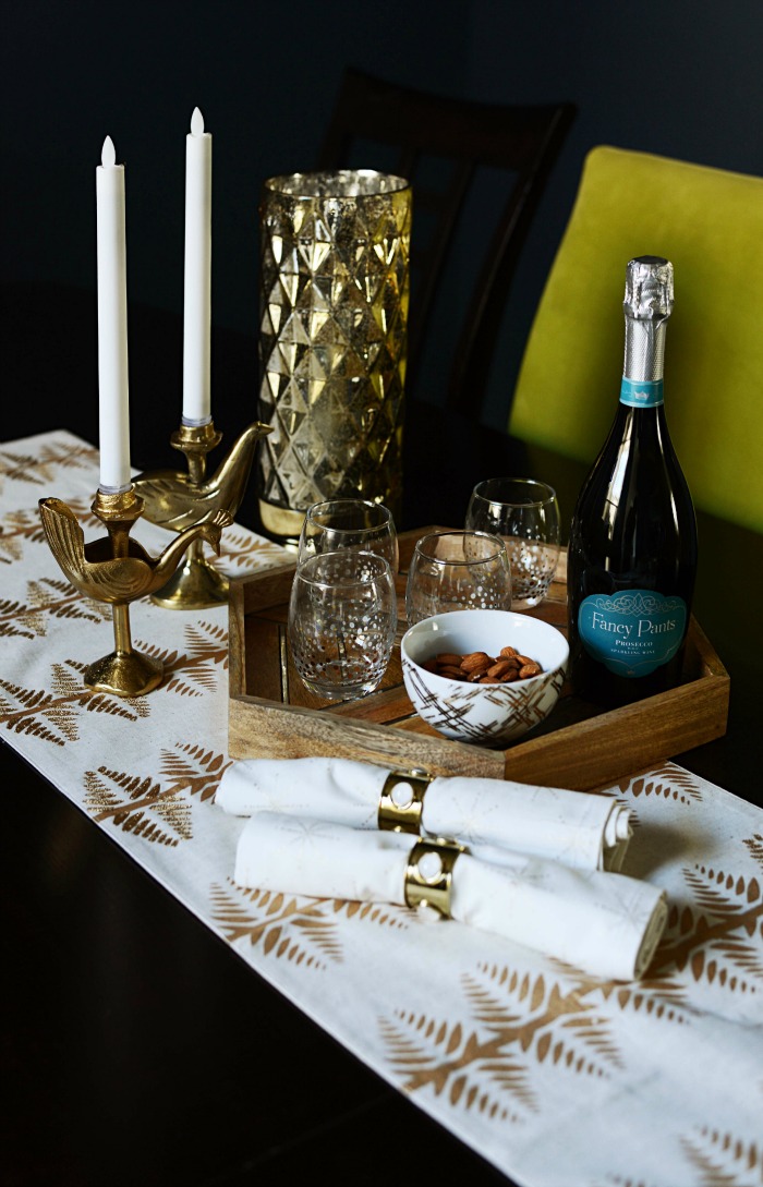 Glam holiday dining room table