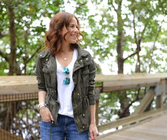 How to wear a cargo jacket in the summer