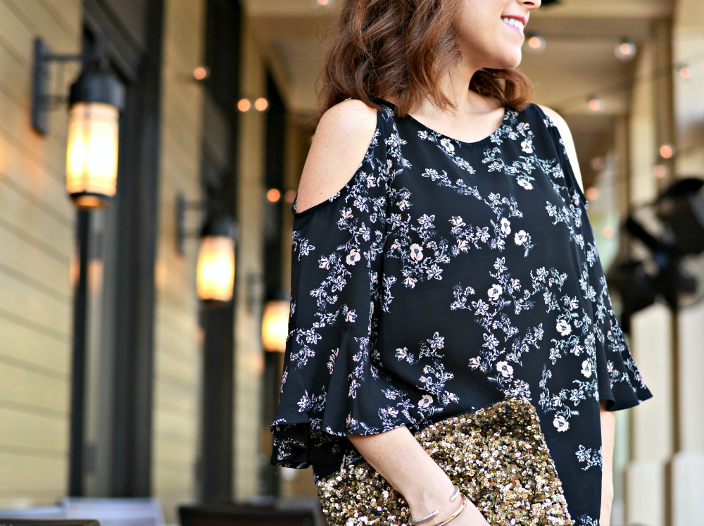 why cold shoulder blouses are best for the bra situation // the modern savvy