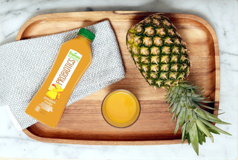 Fresh new juices, and all the pineapple // the modern savvy