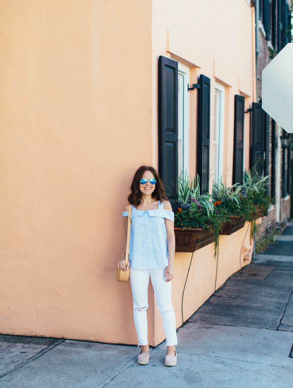 classic summer uniform in blue & white // the modern savvy, a life & style blog