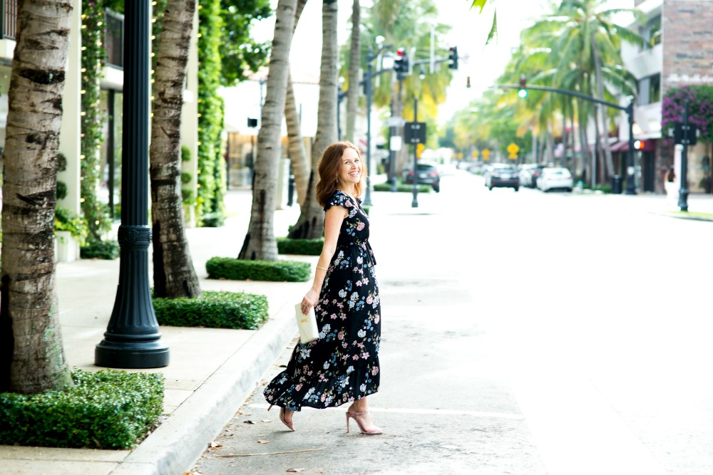 Floral maxi dress styled in Palm Beach // the modern savvy