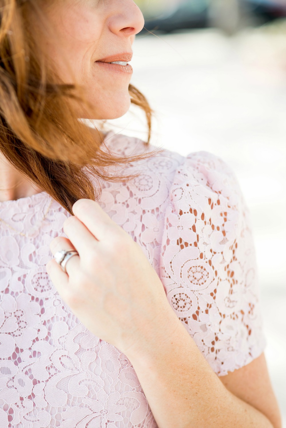 Lace blouse with puffed shoulder