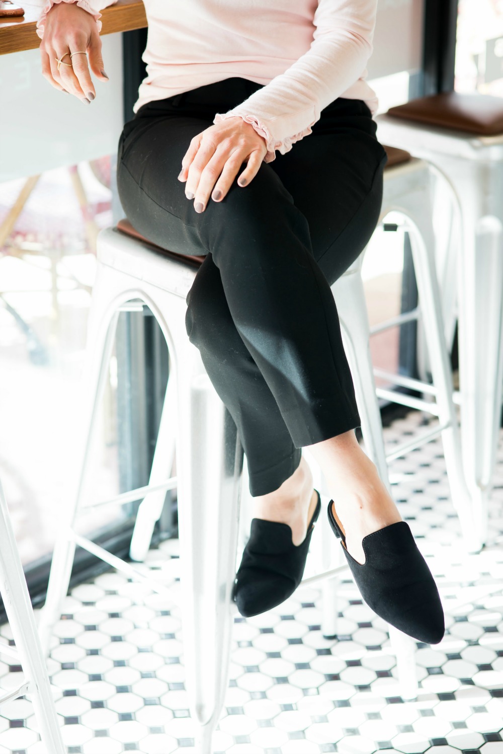 Easy workwear option with budget-friendly black mules (under $25!) // the modern savvy, a florida life & style blog - The Easiest Way to Update Your Work Outfit by popular Florida style blogger The Modern Savvy