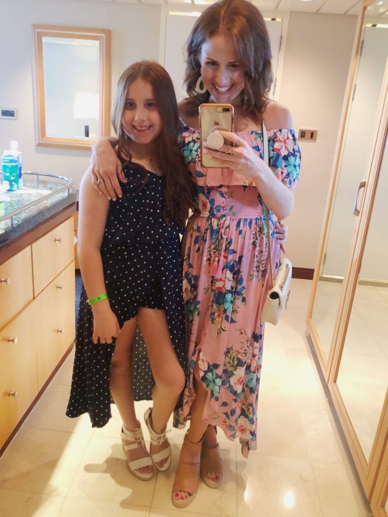 What to wear on a cruise -- mother daughter style